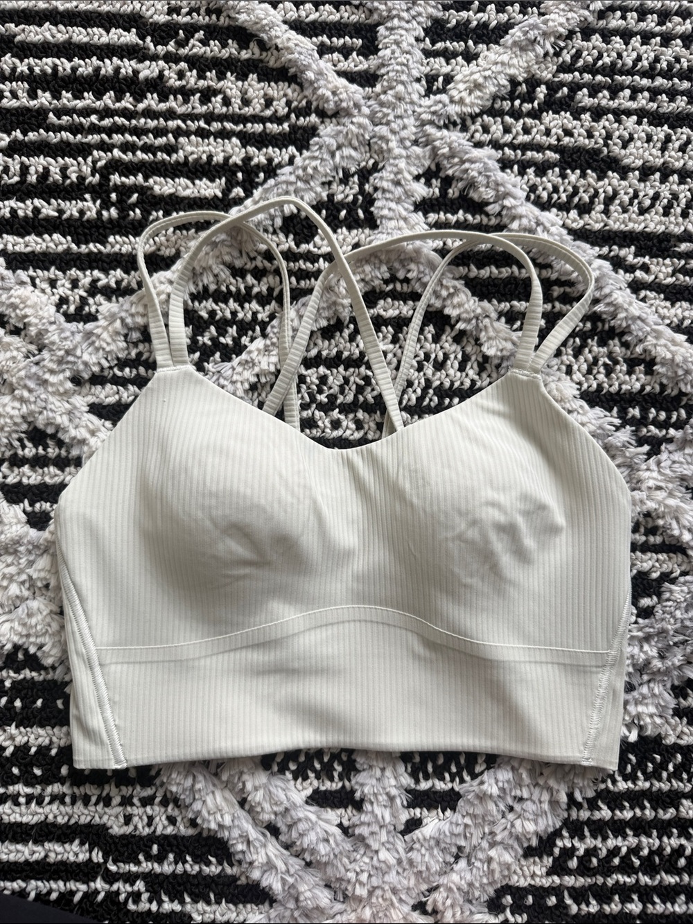 Lululemon sports bra